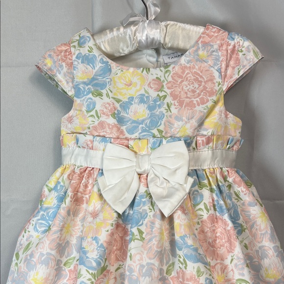 Tahari Pastel floral cap sleeve scallop hem formal dress size 2T - Picture 2 of 15